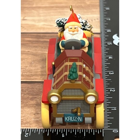 1995 HALLMARK KEEPSAKE ORNAMENT QX5179 SANTA'S ROADSTER HERE COMES SANTA - Picture 7 of 10